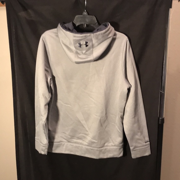 Under Armour ladies size SM/P grey long sleeved hooded pullover - Picture 2 of 4